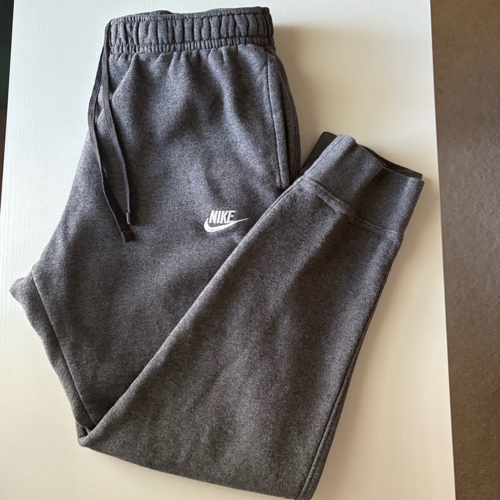 Nike Mens Dark Gray Joggers